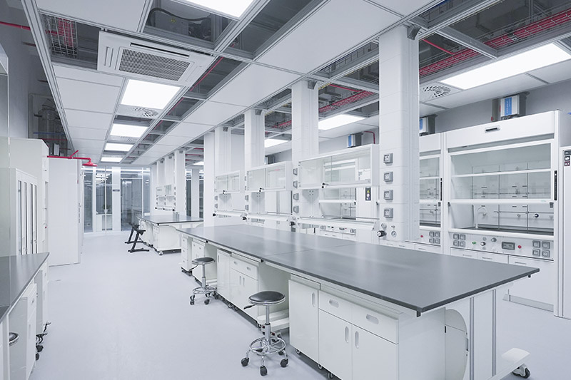 金安实验室革新：安全与科技的现代融合